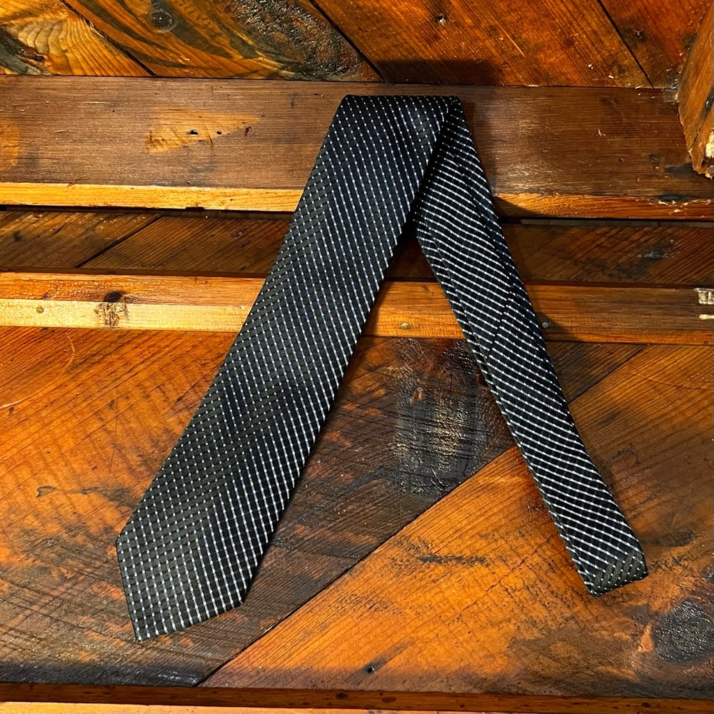 Elegant Black with Blue Men’s Tie